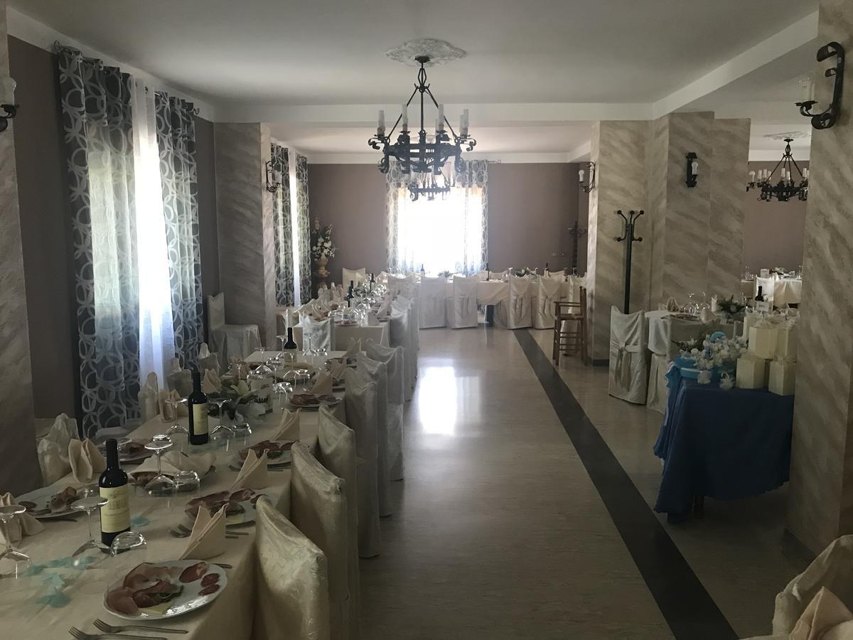 Hotel Ristorante Il Giardino Cagnano Amiterno Zewnętrze zdjęcie