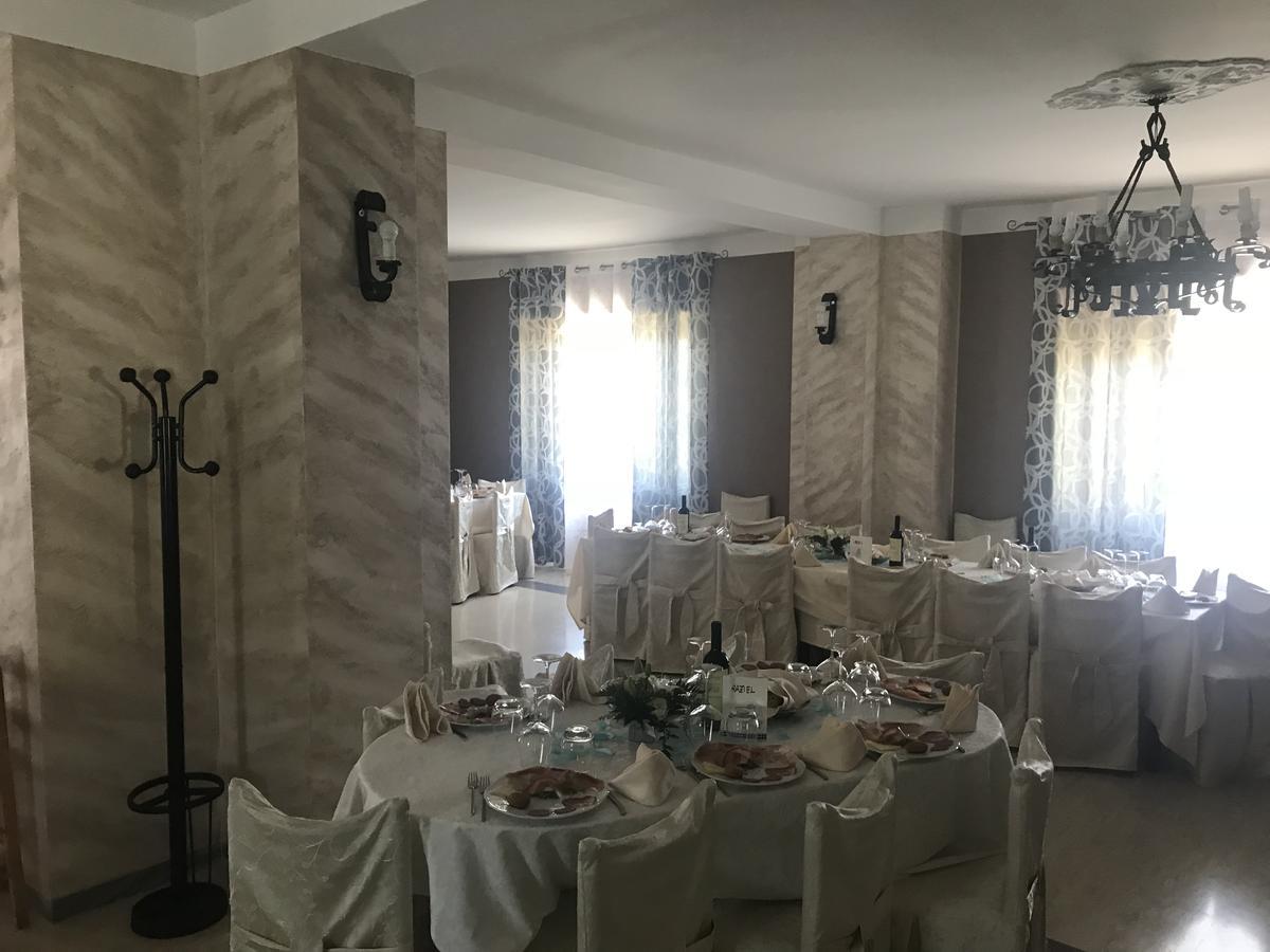 Hotel Ristorante Il Giardino Cagnano Amiterno Zewnętrze zdjęcie