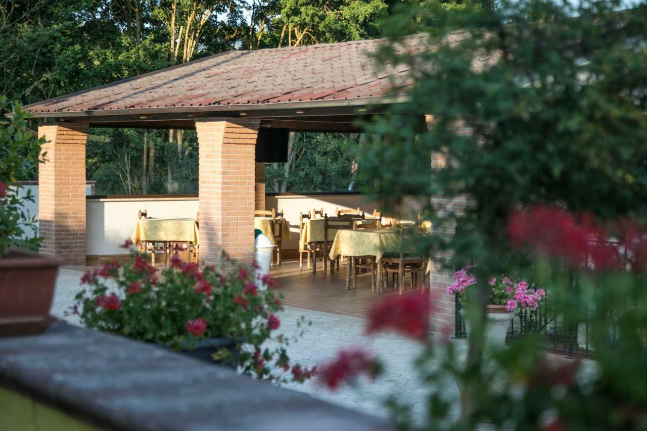 Hotel Ristorante Il Giardino Cagnano Amiterno Zewnętrze zdjęcie